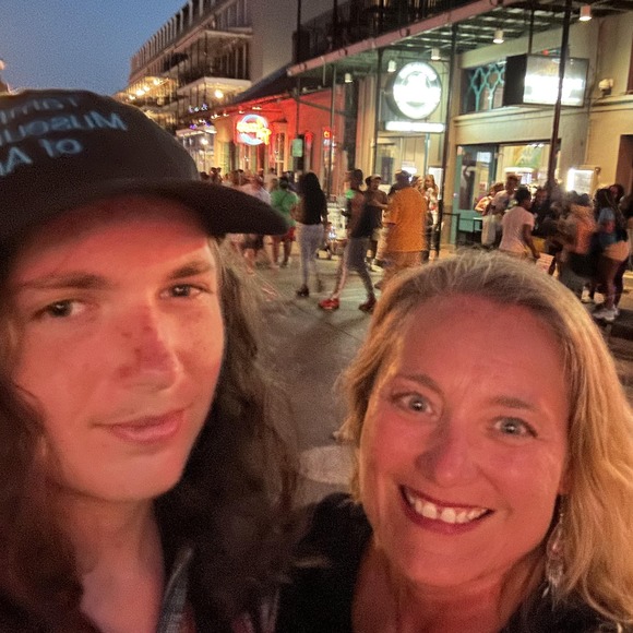 Meet your Posher, Ann - Picture 1 of 1